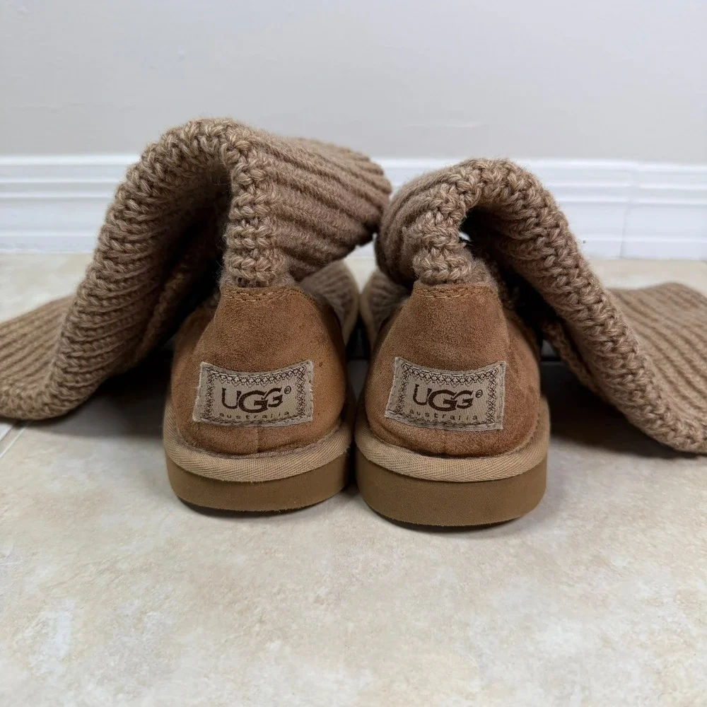 UGG Classic Cardy Boots Women 8 Tan Knit Three Button 5819 Tall Slouchy